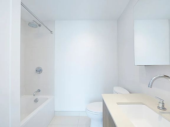 5th image of 341 Eastern Pkwy #3P