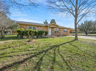 1300 N Melba Doyle Park Rd, Decatur, TX 76234