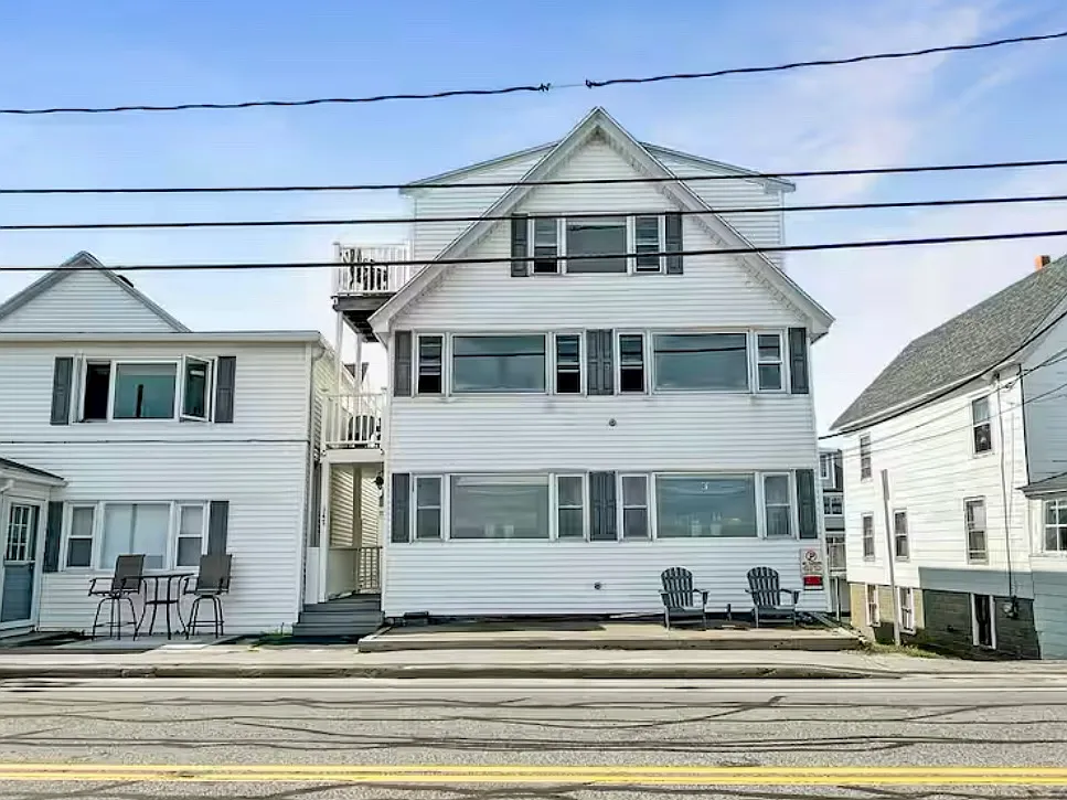 2 bed, 770 sqft, $1,950 — Photo 3