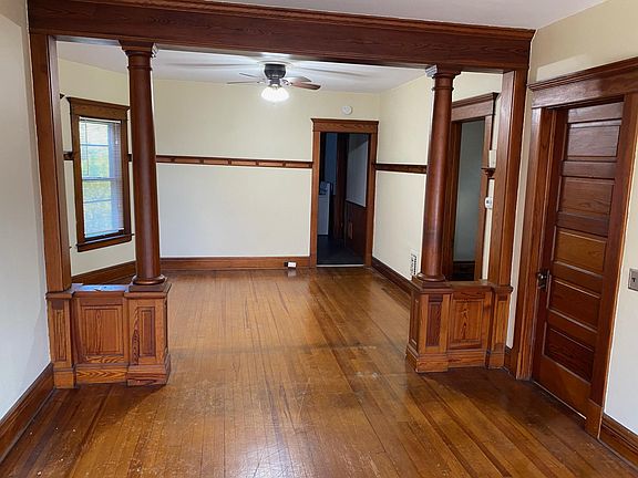 2nd image of 287 Bird Ave #2