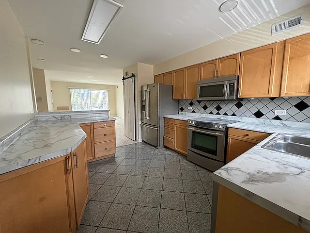 9449 Bay Colony Dr #2N — Photo 9