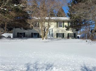 1267 Knickerbocker Cir, Ashtabula, OH 44004