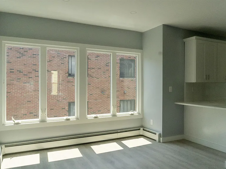 38 Mansfield St — Photo 9