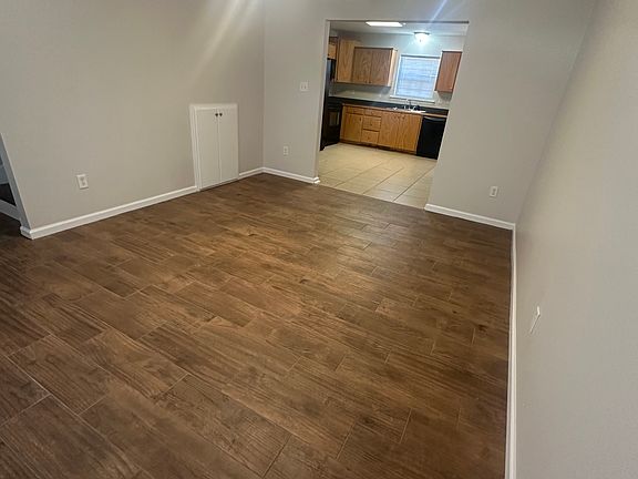 4th image of 119 Clanton St