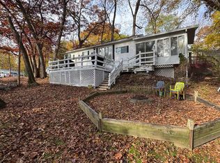 246 Leisure Way, Edgerton, WI 53534