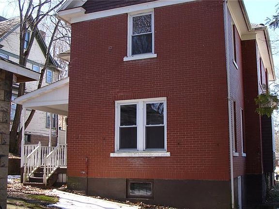 2nd image of 309 Moran St