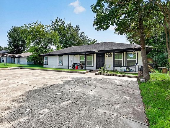 2nd image of 8822 Sultan Dr