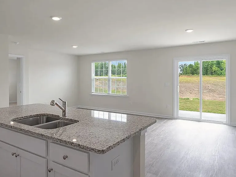 216 Olive Br — Photo 10