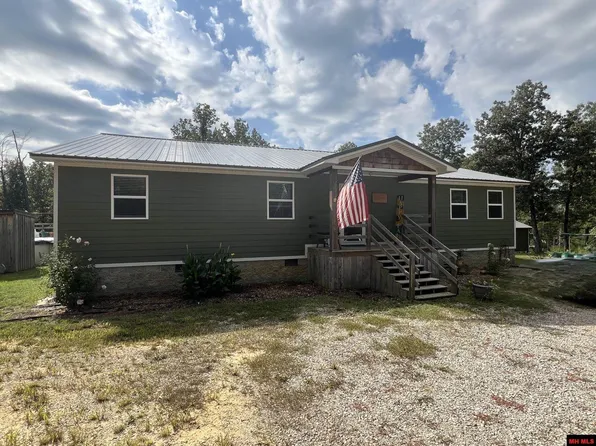 414 Young Rd, Salem, AR 72576