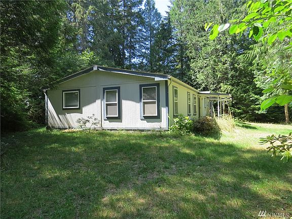 3rd image of 190 N Cresthill Way