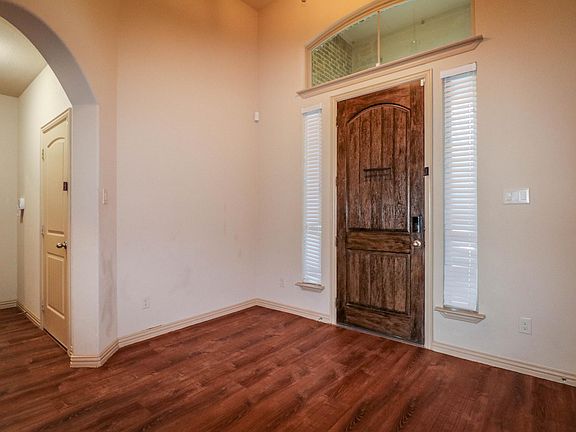 3rd image of 6805 San Fernando Dr