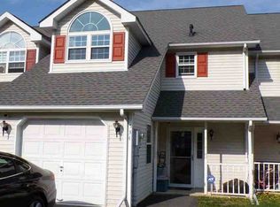 534 Country Hill Ln, Effort, PA 18330