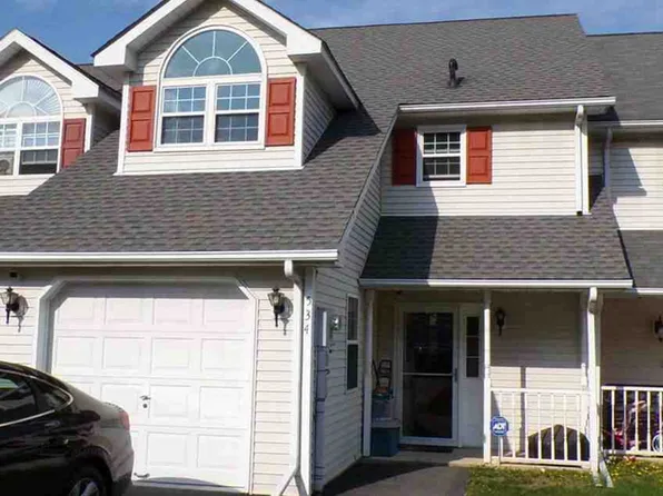 534 Country Hill Ln, Effort, PA 18330