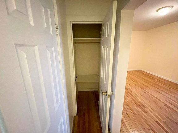 5th image of 5115 13th Ave #E33