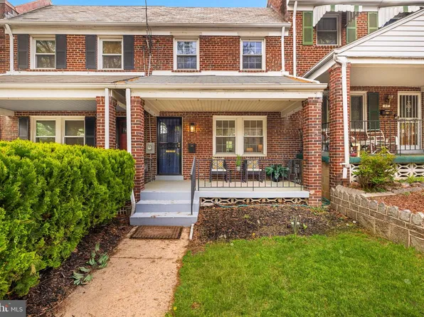 38 Crittenden St NE, Washington, DC 20011