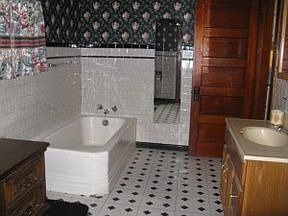 4th image of 20283 270th St