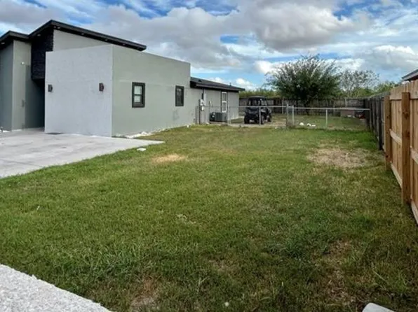 6842 Los Lobos Dr, Brownsville, TX 78521
