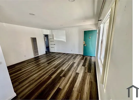5550 Denny Ave #102 — Photo 3
