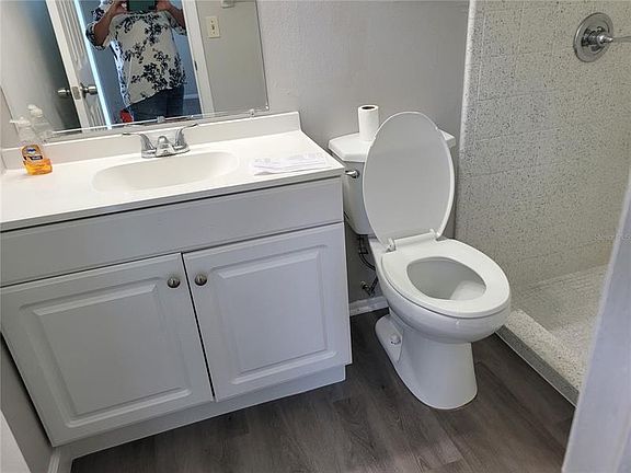 3rd image of 108 Tuxpan Ln