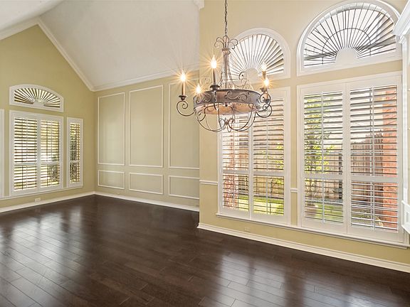 2nd image of 7529 Vineyard Trl