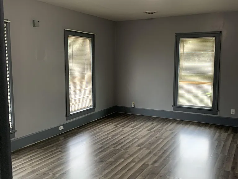 407 Oak Ave SE — Photo 10