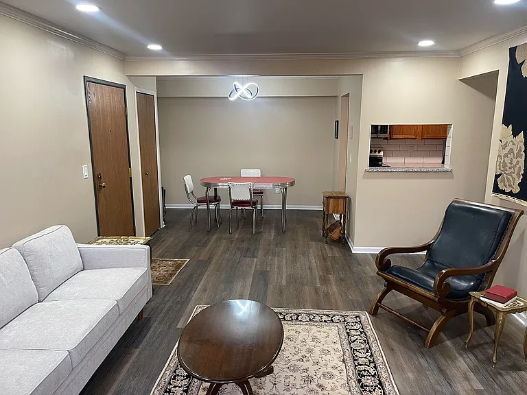 3005 Fernwood Ave #103 — Photo 2