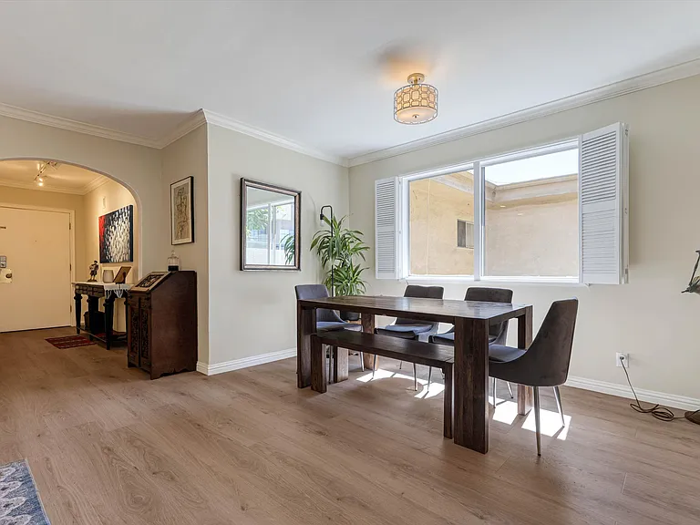 1734 N Fuller Ave #307A — Photo 4