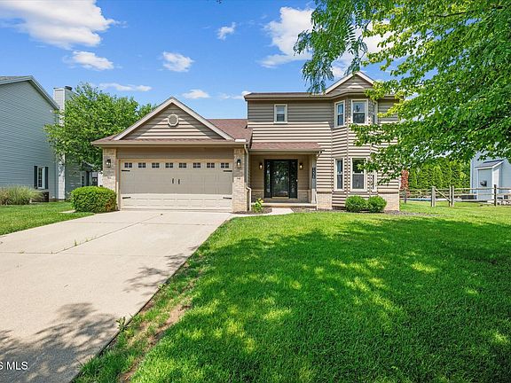 3rd image of 1236 Grassy Ct