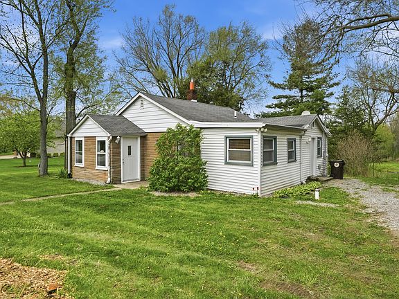2nd image of 11131 Fathke Rd