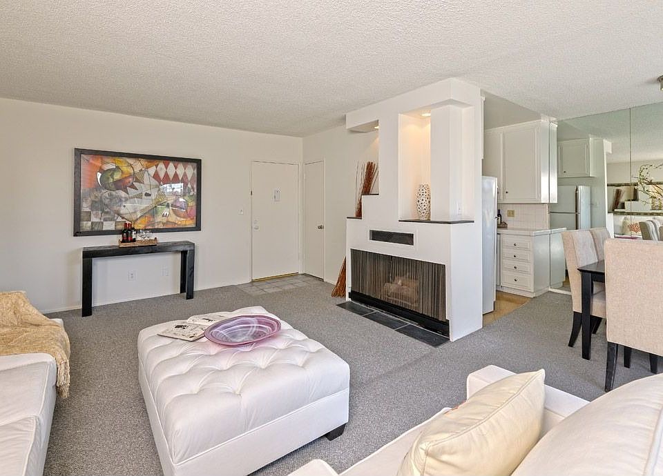 1st image of 1012 7th St Unit 15
