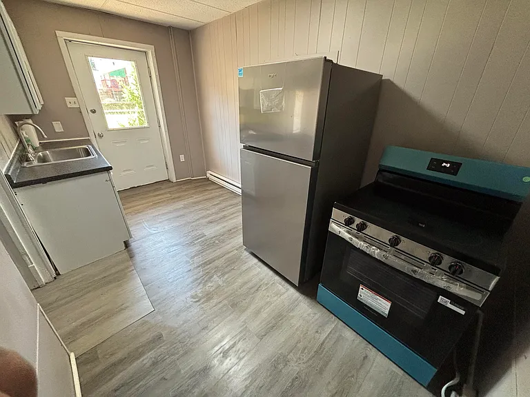 409 W Broad St #7 — Photo 1