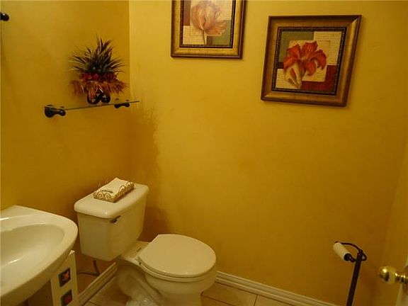 4th image of 6314 Cobblestone Ln