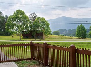 3167 Happy Hollow Rd, Sevierville, TN 37862