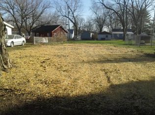 5 Chestnut St, Danville, IL 61832
