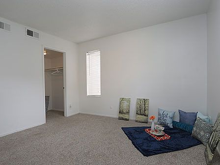 4th image of 1642 Lomaland Dr #2127
