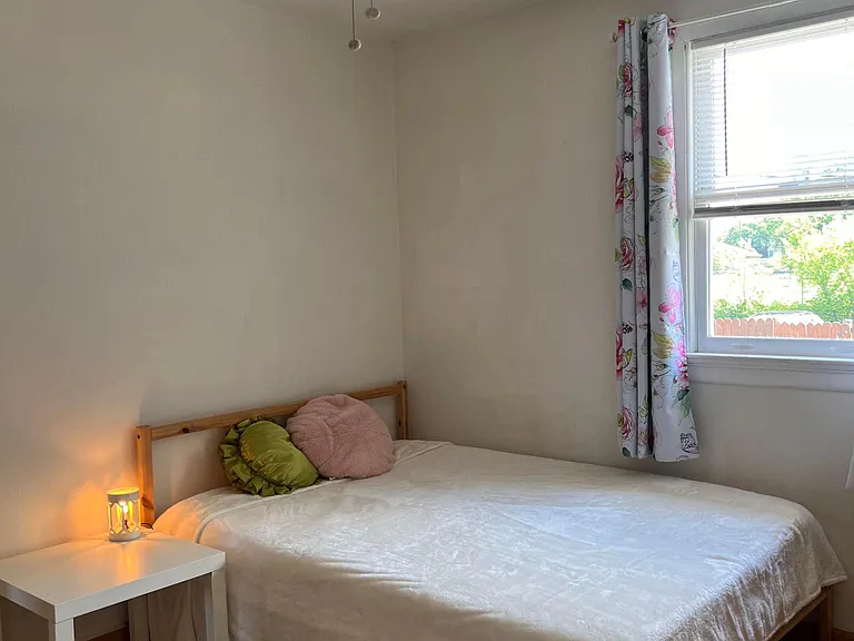 2410 Perry St #4 — Photo 7