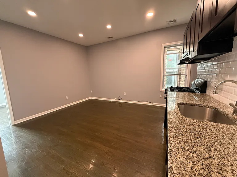 502 Springfield Ave #4A — Photo 3