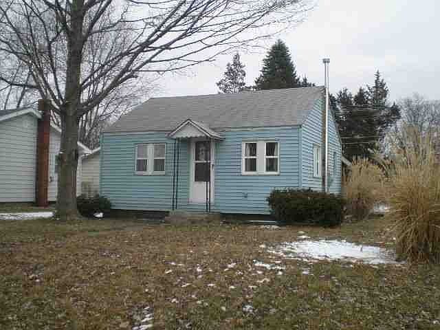 1st image of 1416 S 11th St