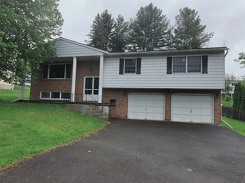 4244 Emerson Pl Photo 1