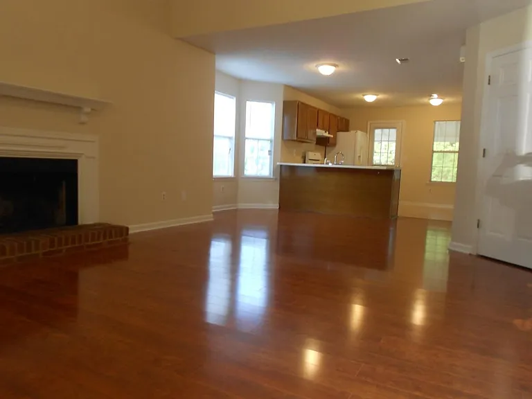 1220 Scripps Ct SW — Photo 3