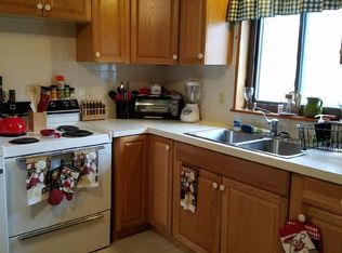 411 Longmeadow Rd FL 1ST, Buffalo, NY 14226