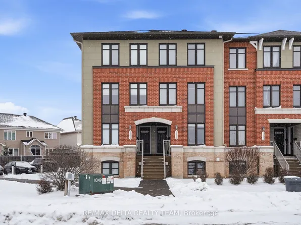 2333 Esprit Dr #121, Ottawa, ON K4A 0T4