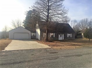 1502 3rd Ave, Warner, OK 74469