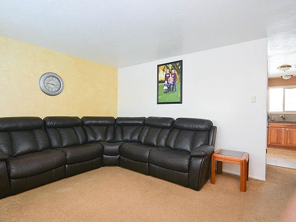 3rd image of 2054 Kearney St