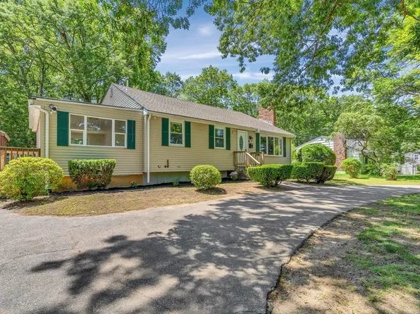 46 Curtis St, Brockton, MA 02301