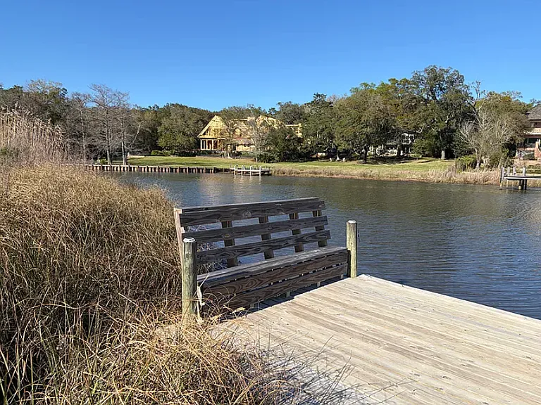 4010 Menendez Dr — Photo 30