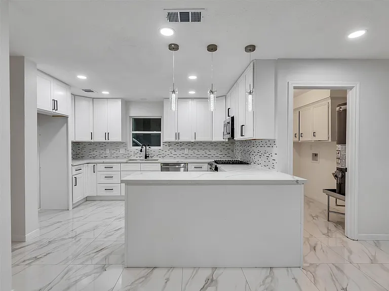 4023 Laverock Rd — Photo 10