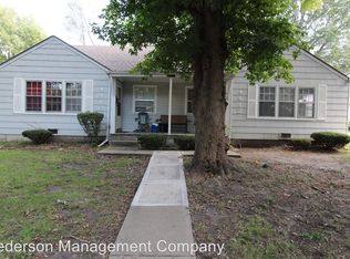 4412 S Parkway Dr, Olathe, KS 66061