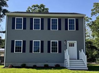 36 Restful Ln, Wareham, MA 02571