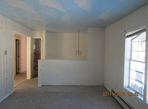 4th image of 326 Rumonoski Dr